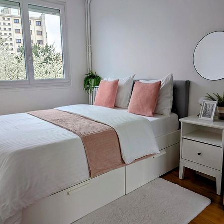 Entire 60M2 Apartment - Close To Paris - Parking - Kitchen - 2Min Rerb - Olympic'24 Бур-ла-Рен Экстерьер фото