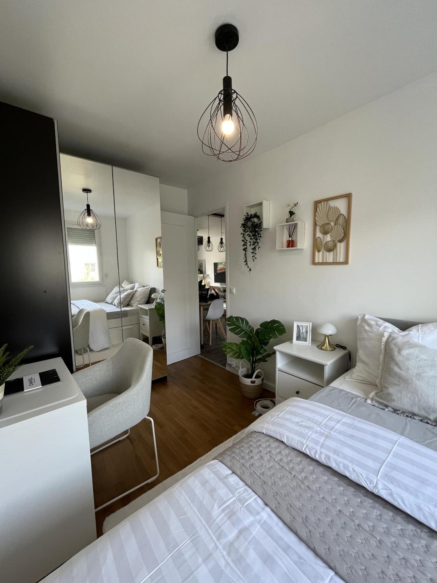 Entire 60M2 Apartment - Close To Paris - Parking - Kitchen - 2Min Rerb - Olympic'24 Бур-ла-Рен Экстерьер фото